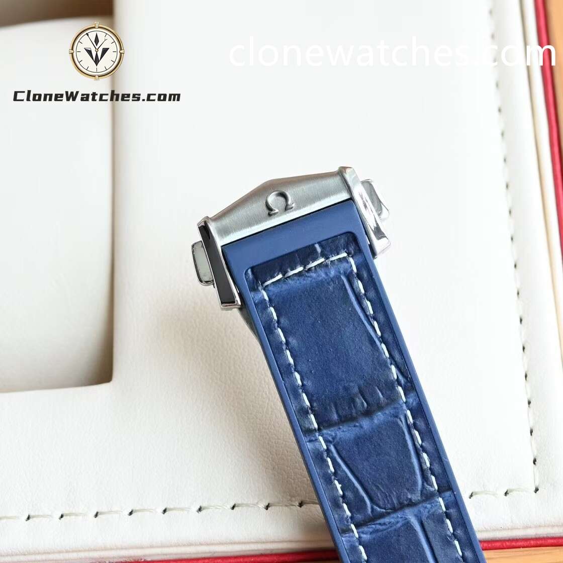 OMEGA Super Clone Watches 1:1 Seamaster Planet Ocean 600m 215.33.44.21.03.001 43.5MM - Image 8