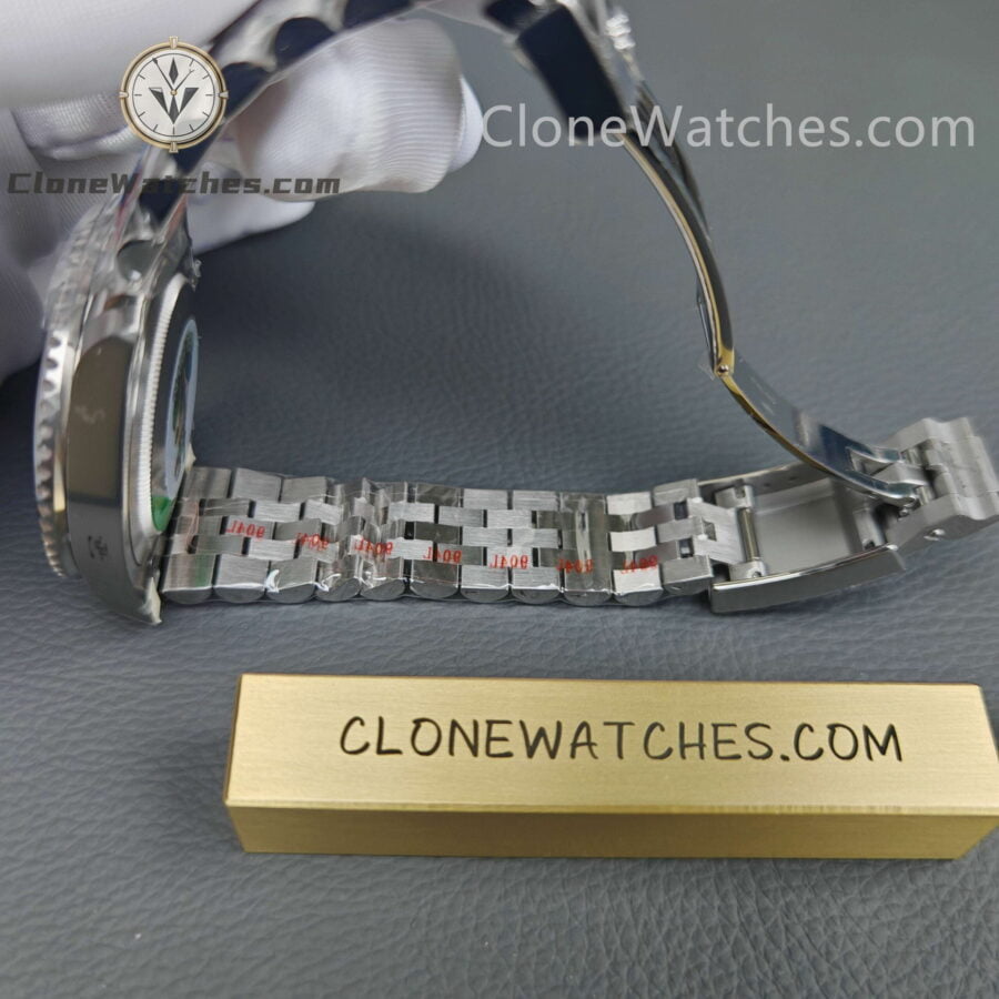 Super Clone Watches - Rolex GMT Master II Pepsi M126710blro