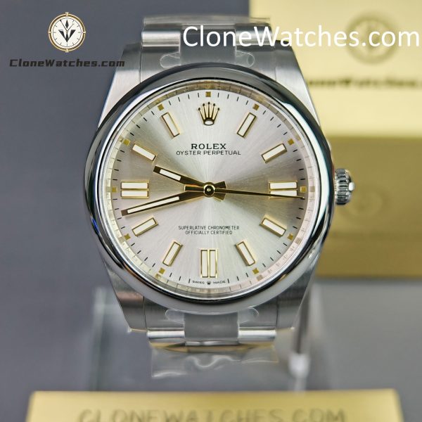 Rolex Super Clone Watches 1:1 Oyster Perpetual Silver Dial 41mm m124300-0001 3230 Movement