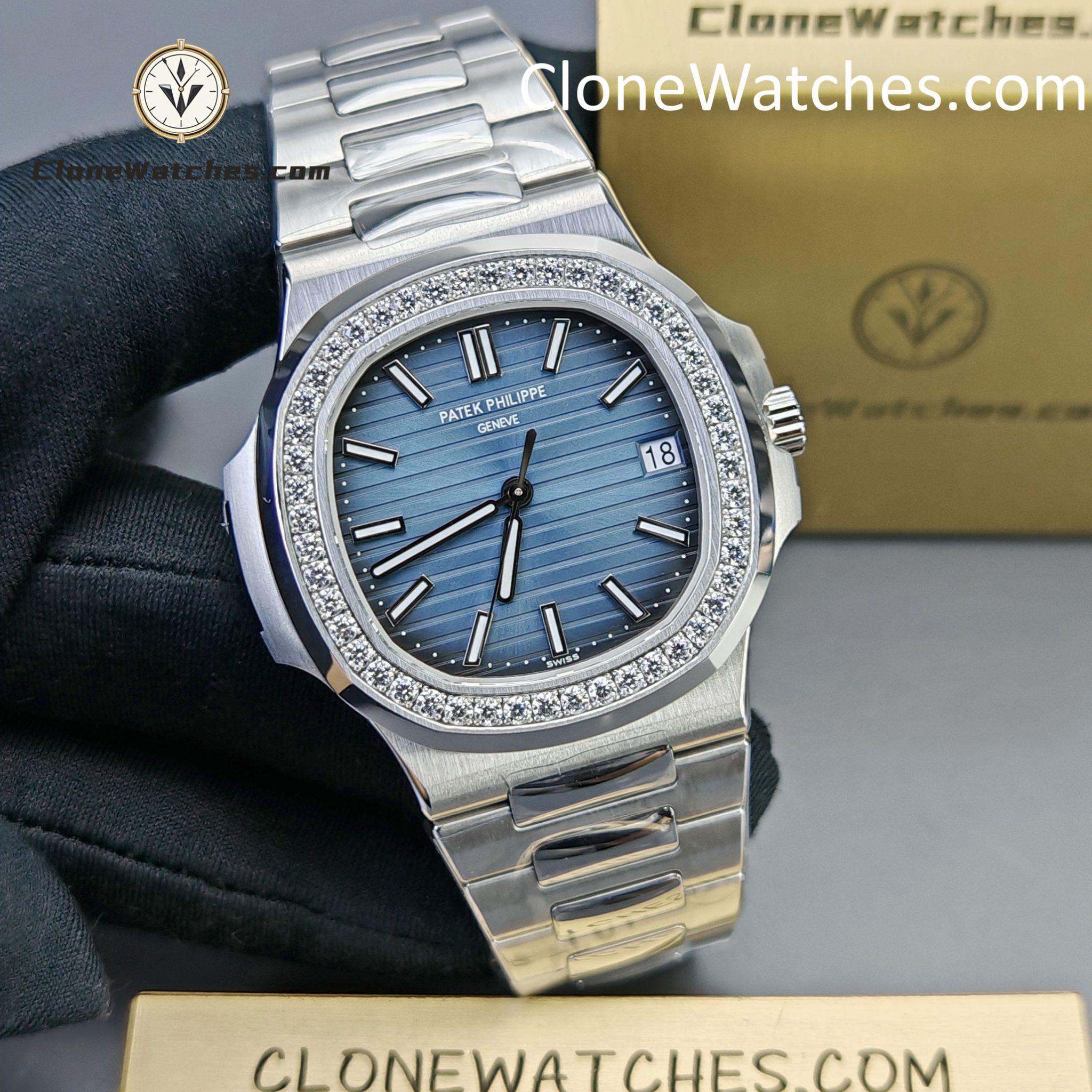 Patek Philippe Super Clone Watches 1:1 Nautilus 5713 Blue Dial Diamond - Image 6