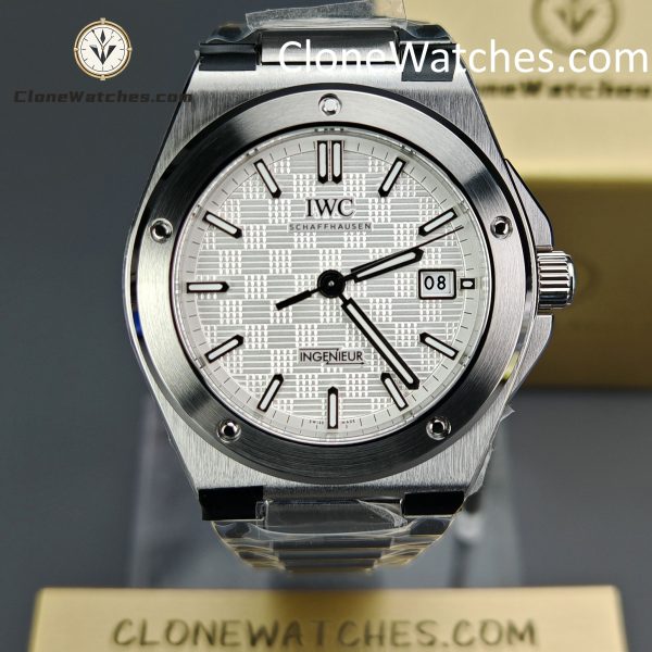 IWC Super Clone Watches 1:1 IW328902 Ingenieur Automatic 40 Silver plated Dial