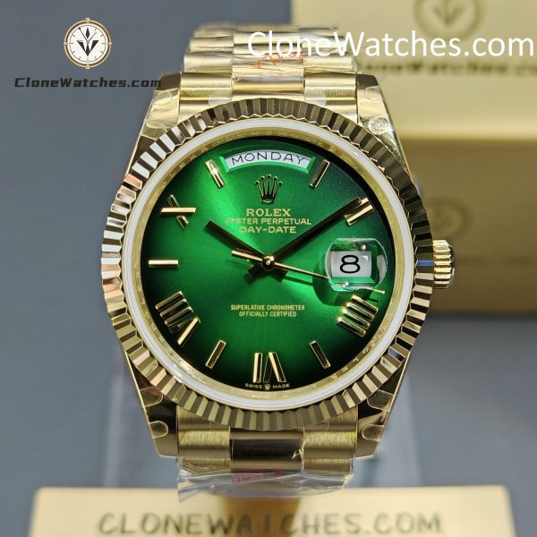 Rolex Super Clone Watches 1:1 Day Date 18K Gold Gradient Green Roman Dial 36mm m128238-0118 3255 Movement
