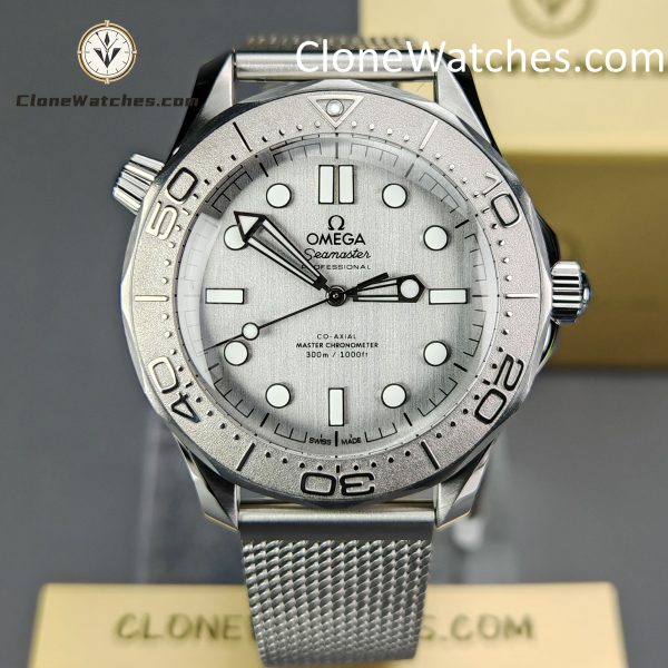 OMEGA Super Clone Watches 1:1 Seamaster Diver 300M 210.30.42.20.06.002 42mm