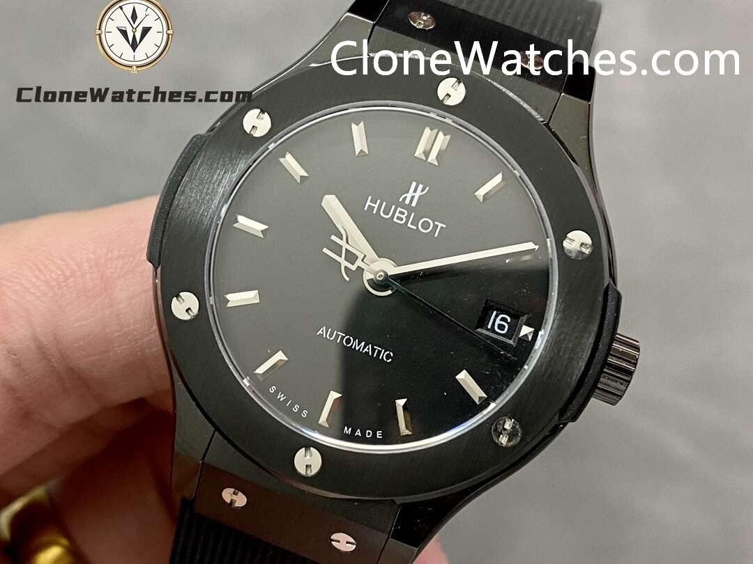 Hublot Super Clone Watches 1:1 Classic Fusion Black Magic 38MM 565.CM.1470.RX - Image 3